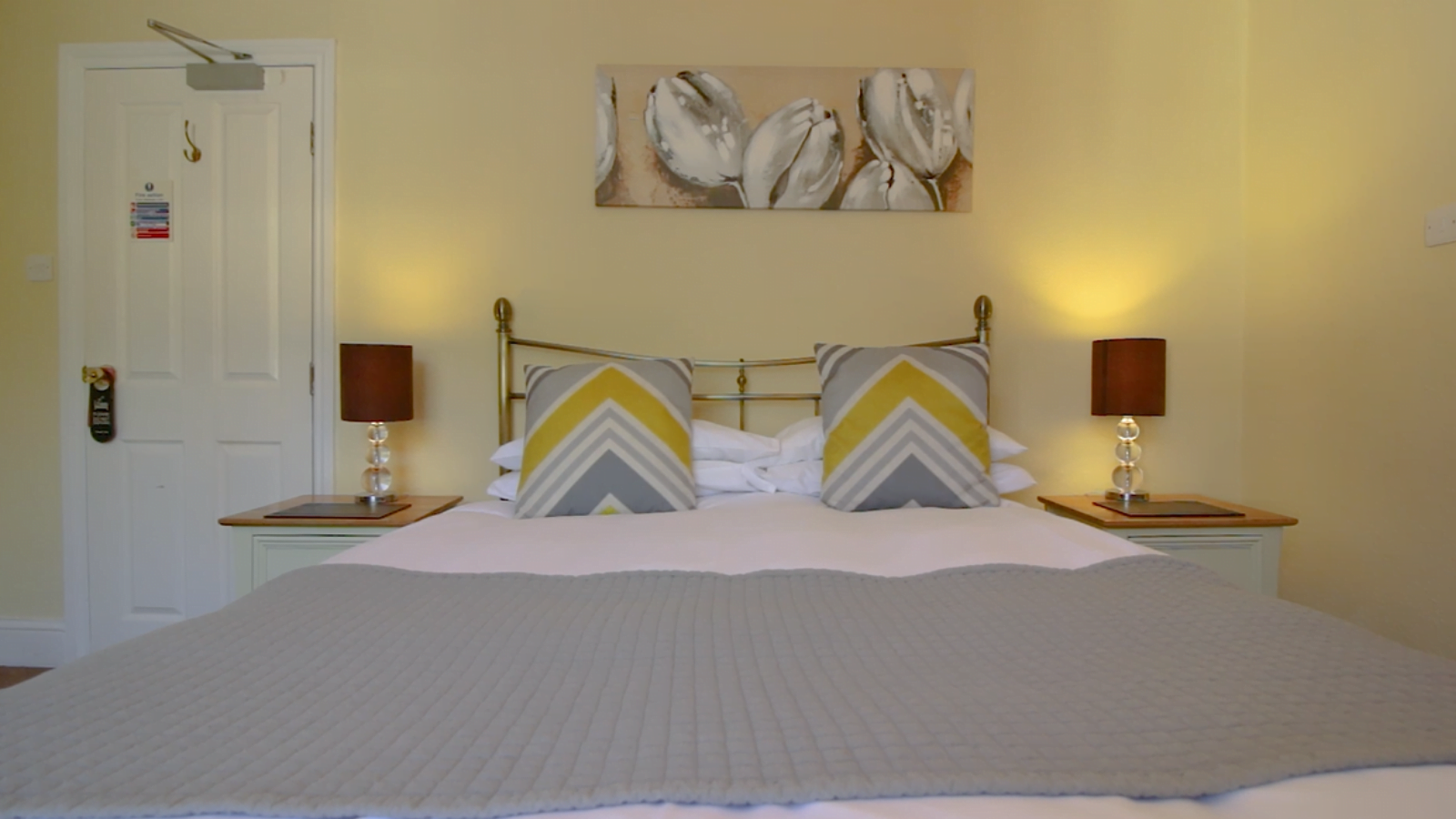 Image of the King Delux Ensuite room